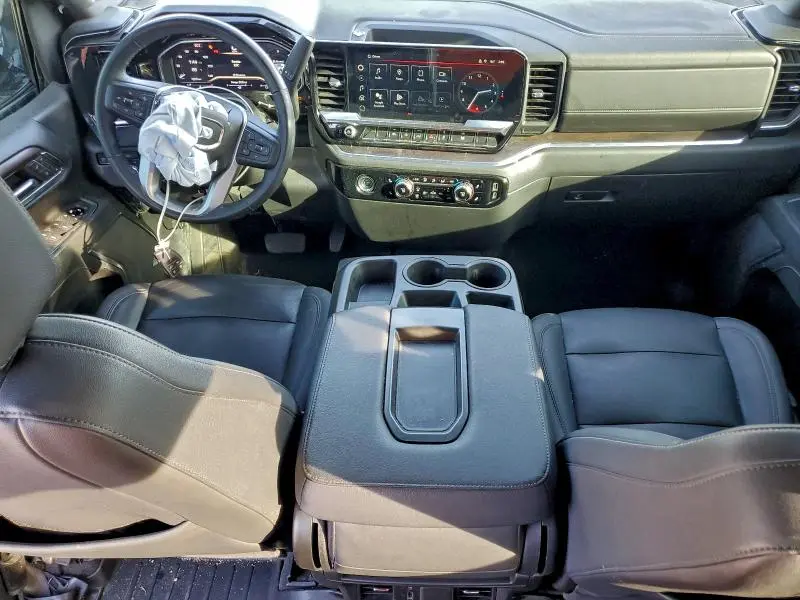 2024 GMC SIERRA K1500 SLT  