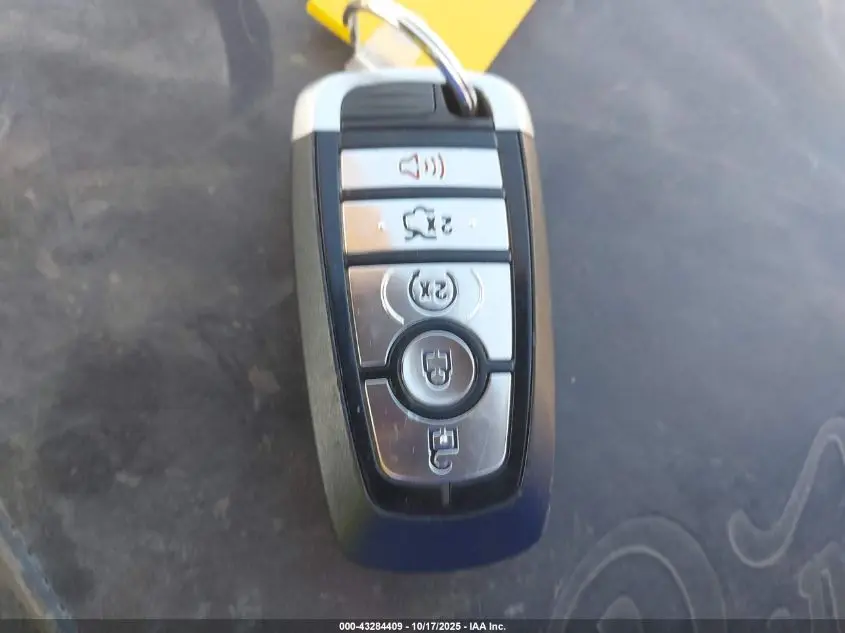 2017 FORD FUSION TITANIUM