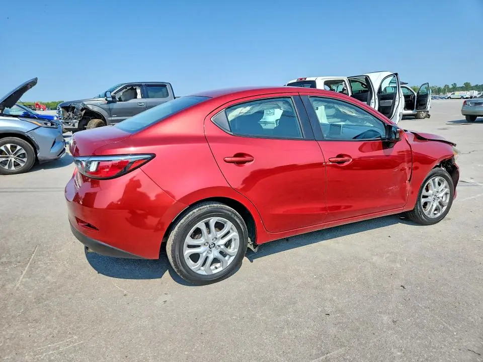 2017 TOYOTA YARIS IA BASE  