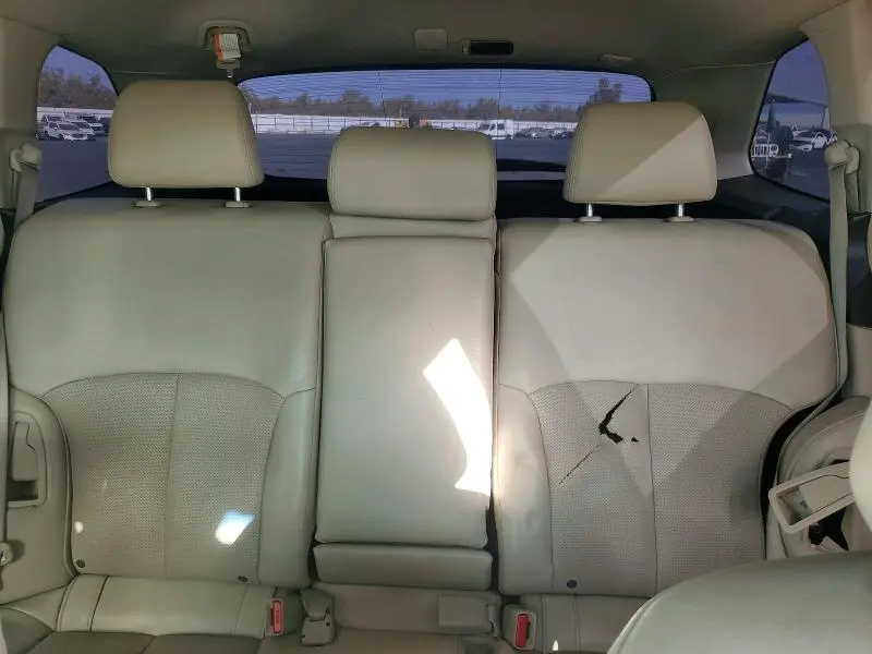 2014 SUBARU OUTBACK 3.6R LIMITED  