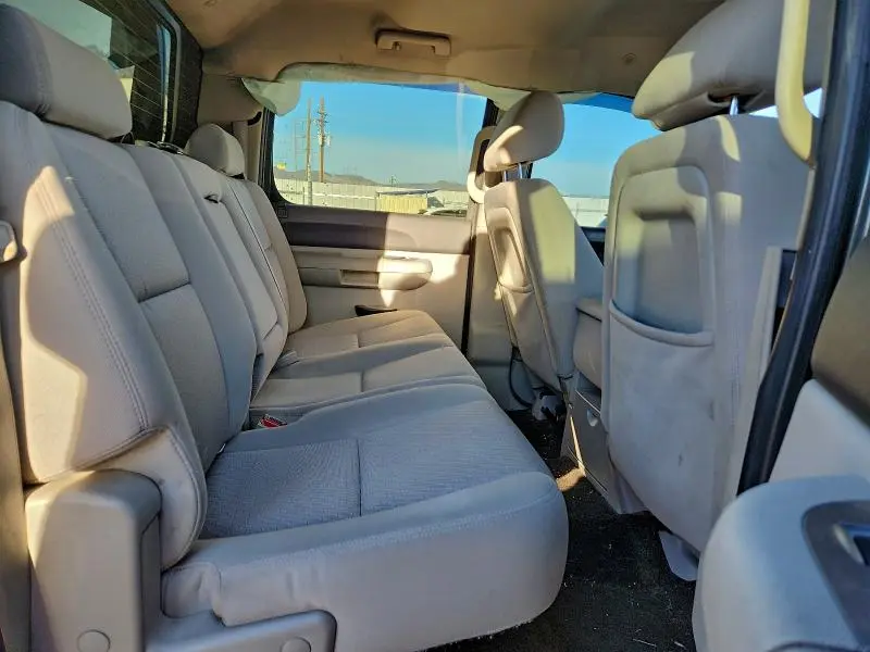 2011 CHEVROLET SILVERADO K1500 LT  