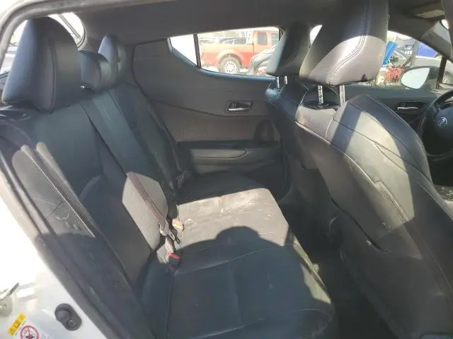 2019 TOYOTA C-HR XLE  