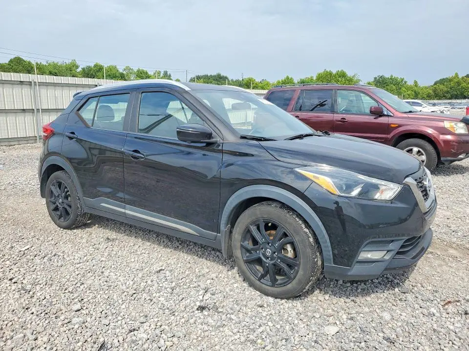 2020 NISSAN KICKS SR  