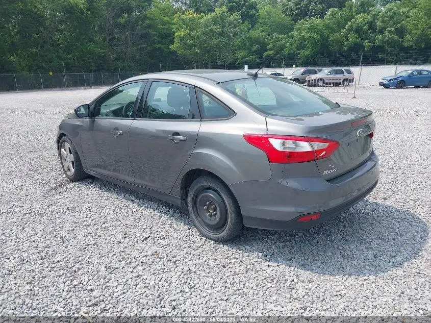 2012 FORD FOCUS SE