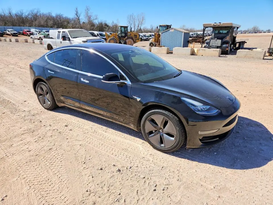 2019 TESLA MODEL 3   