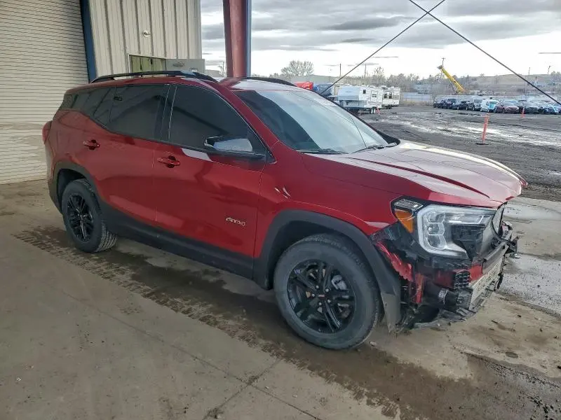 2023 GMC TERRAIN AT4  