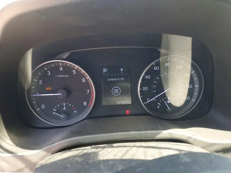 2018 HYUNDAI ELANTRA LIMITED  