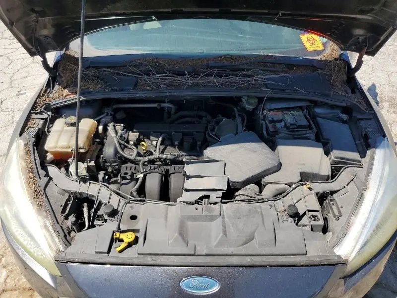2015 FORD FOCUS SE  