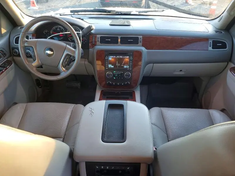 2010 CHEVROLET TAHOE K1500 LTZ  