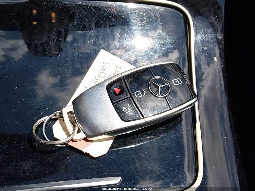 2017 MERCEDES-BENZ E 300  