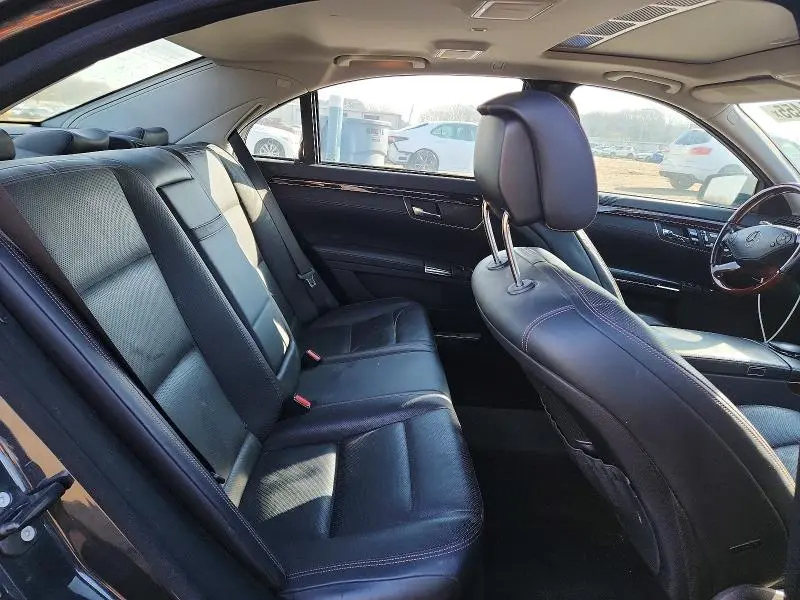 2013 MERCEDES-BENZ S 550  