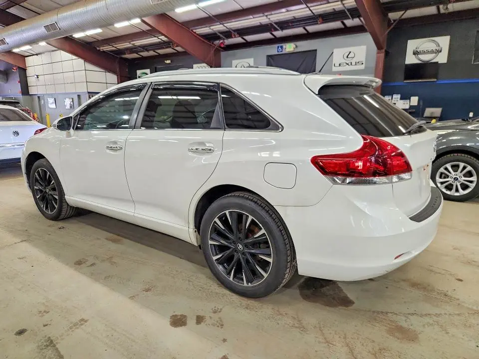 2013 TOYOTA VENZA XLE  