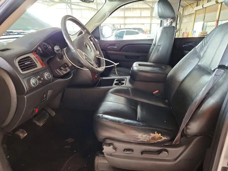 2013 CHEVROLET AVALANCHE LT  