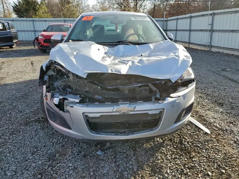 2015 CHEVROLET SONIC LS  