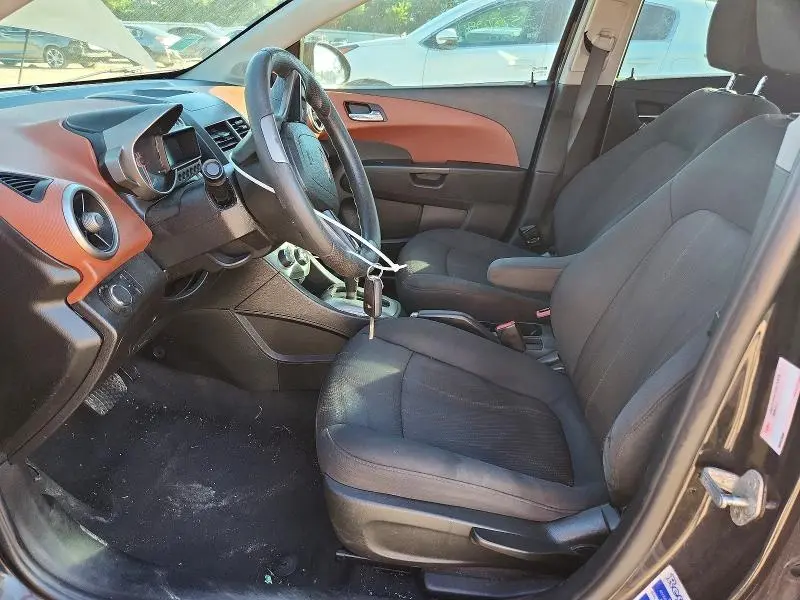 2014 CHEVROLET SONIC LT  