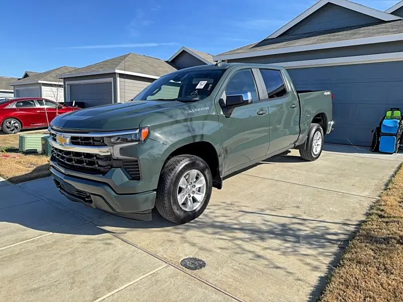 2025 CHEVROLET SILVERADO K1500 LT  
