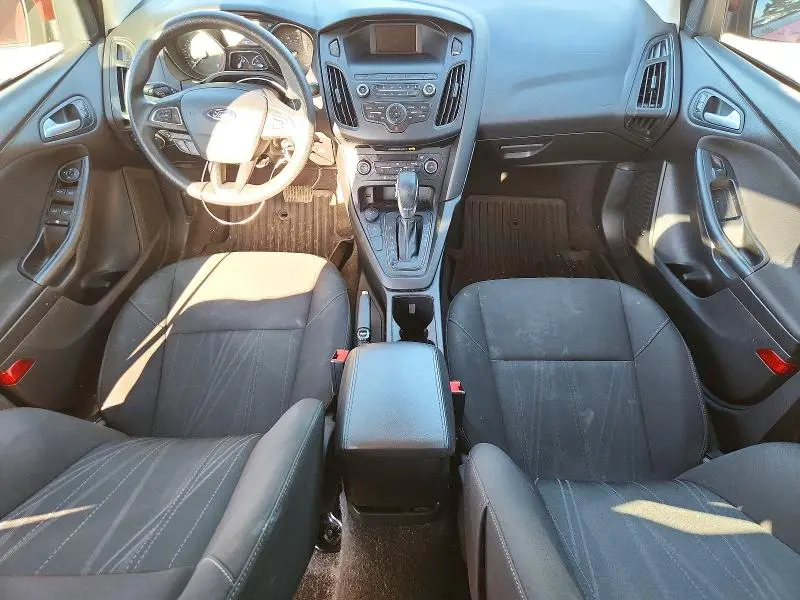 2018 FORD FOCUS SE  