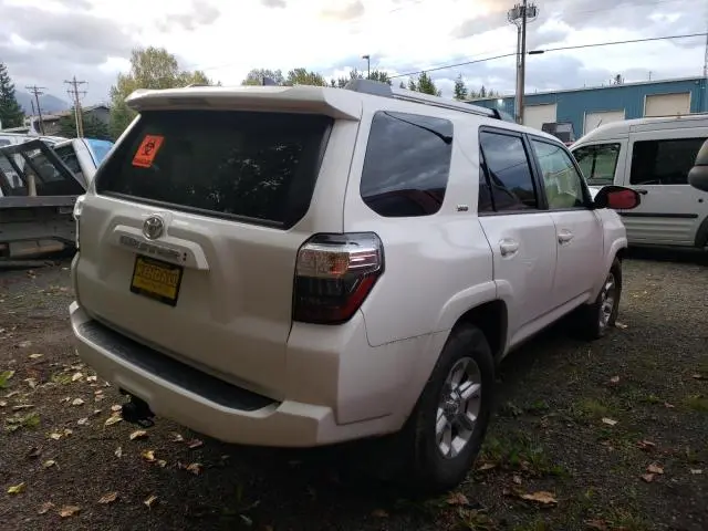 2024 TOYOTA 4RUNNER SR5/SR5 PREMIUM  