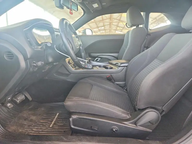 2017 DODGE CHALLENGER SXT  