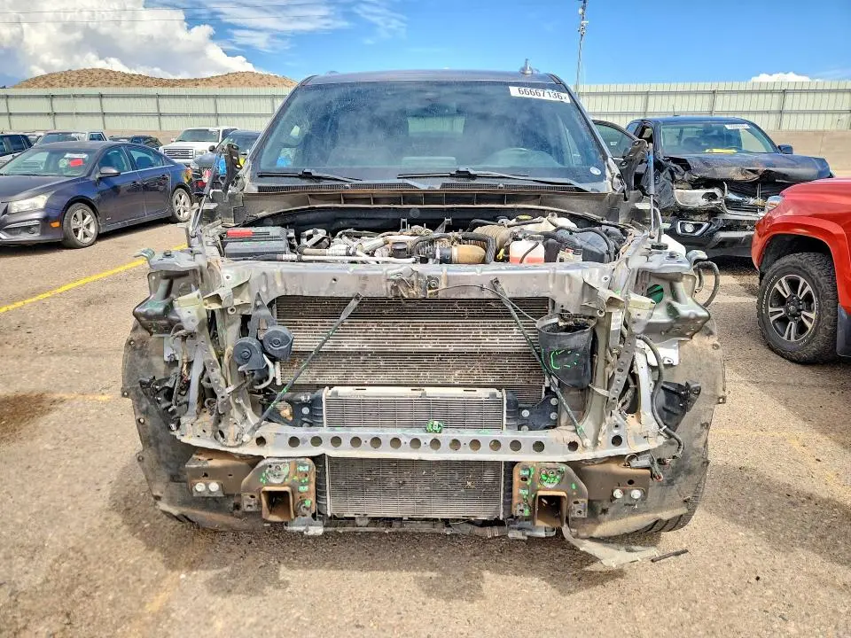 2022 GMC YUKON XL K1500 SLT  