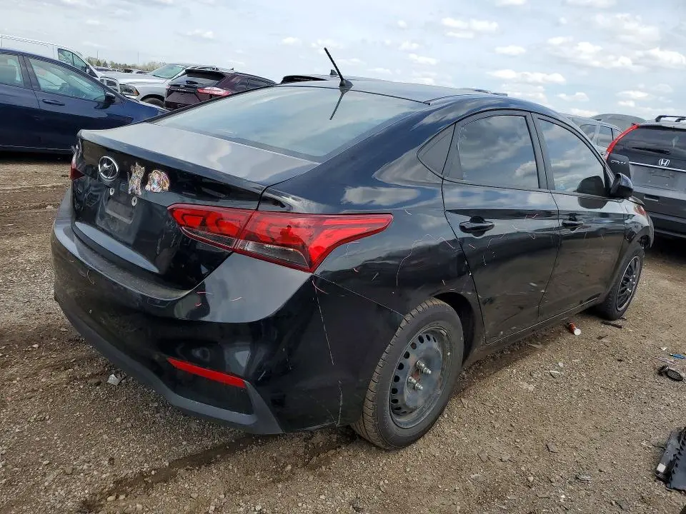 2021 HYUNDAI ACCENT SE  