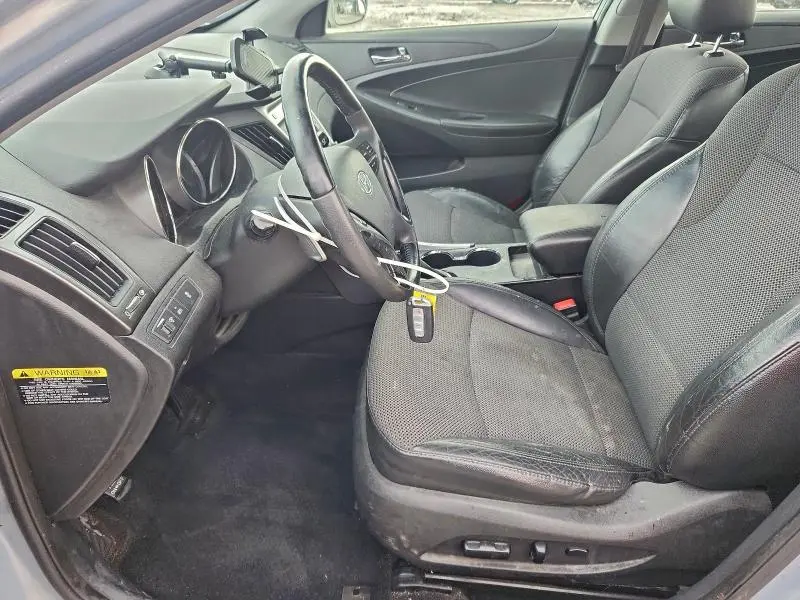 2012 HYUNDAI SONATA SE  