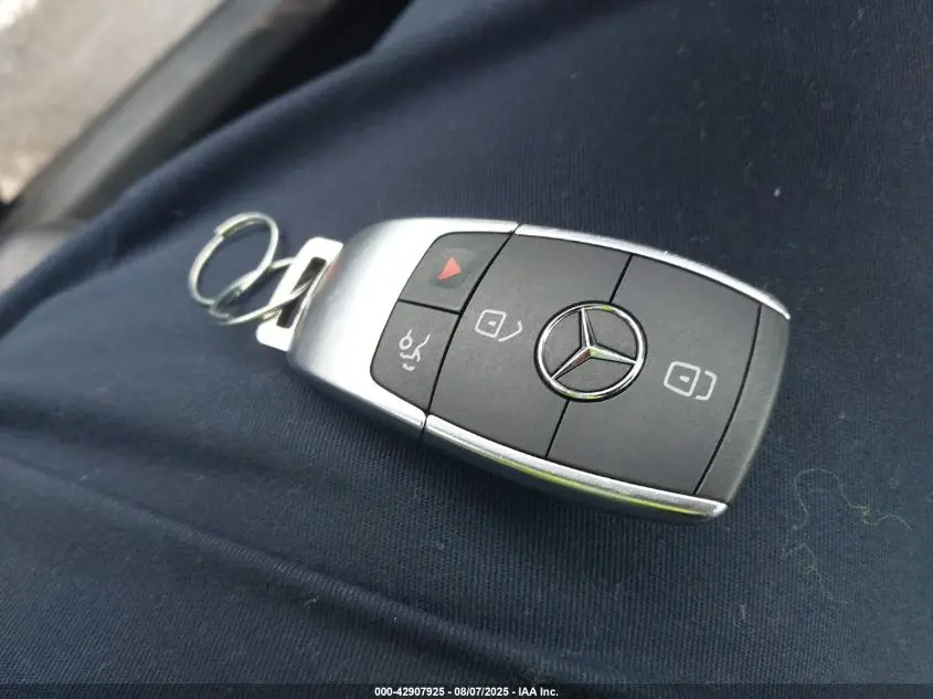 2021 MERCEDES-BENZ C 300 SEDAN