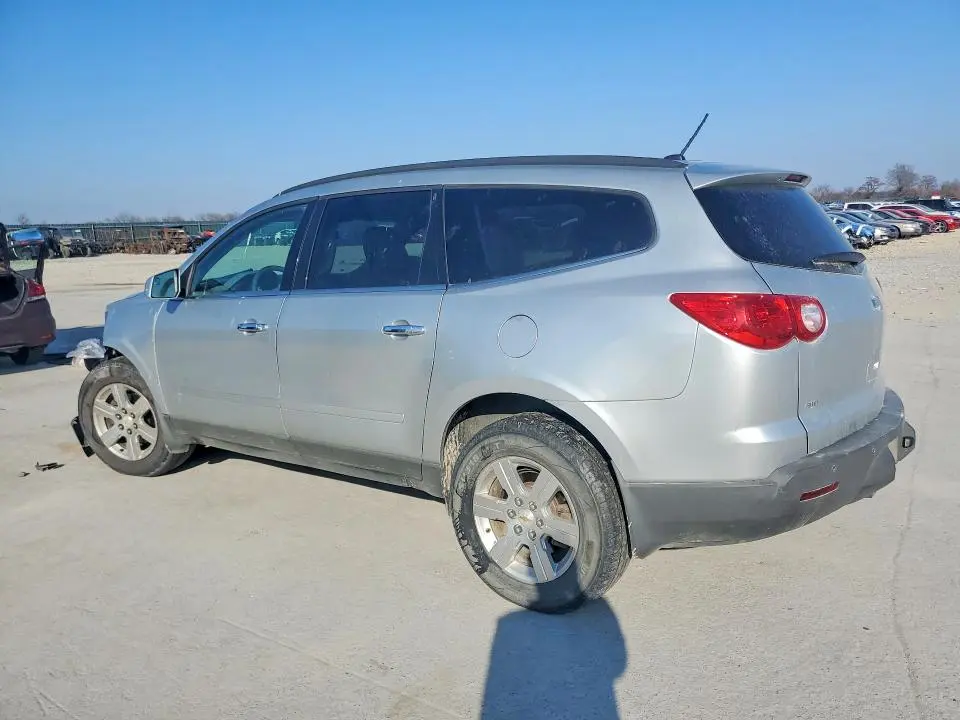2012 CHEVROLET TRAVERSE LT  