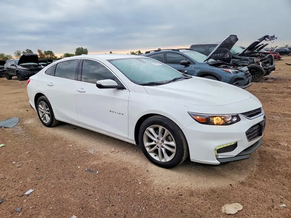 2017 CHEVROLET MALIBU LT  