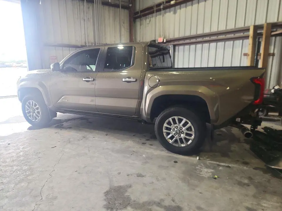 2025 TOYOTA TACOMA LIMITED  