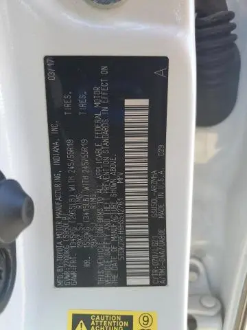 2017 TOYOTA HIGHLANDER SE  