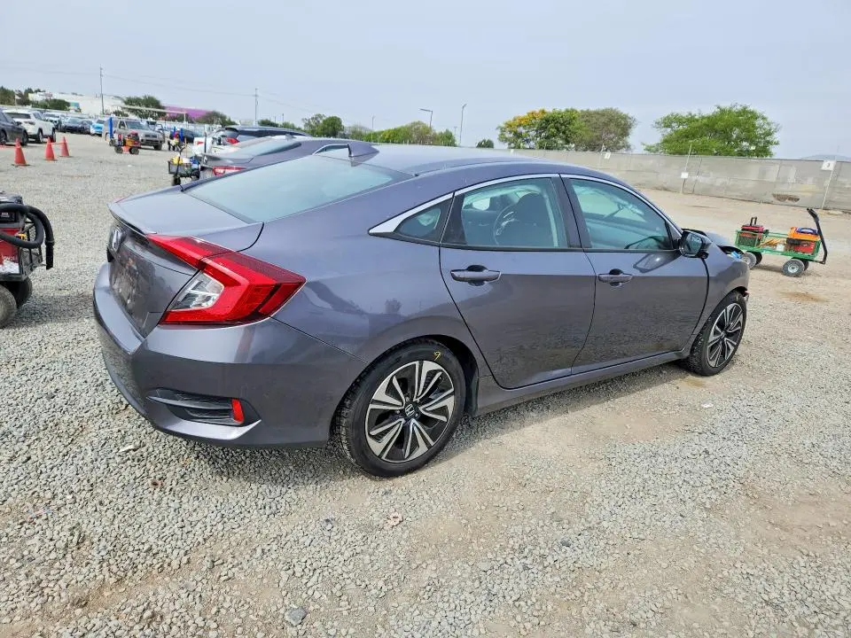 2018 HONDA CIVIC EX  