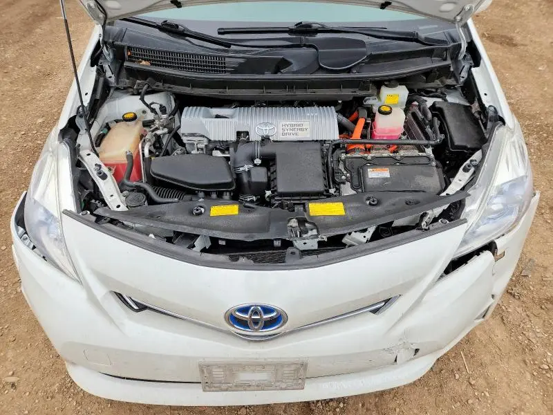 2013 TOYOTA PRIUS V FIVE  