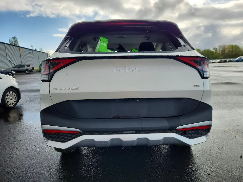 2023 KIA SPORTAGE LX  