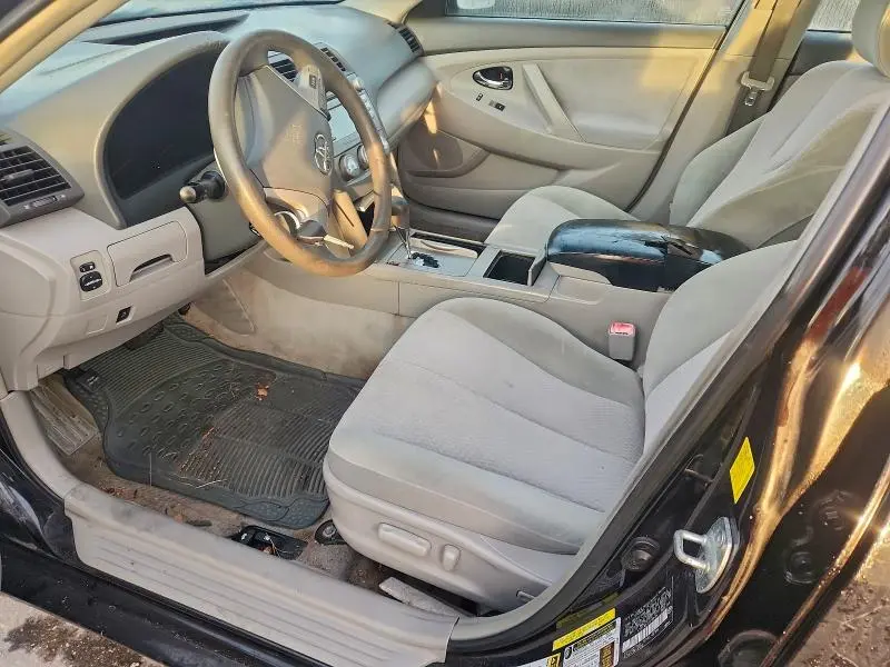 2011 TOYOTA CAMRY BASE  