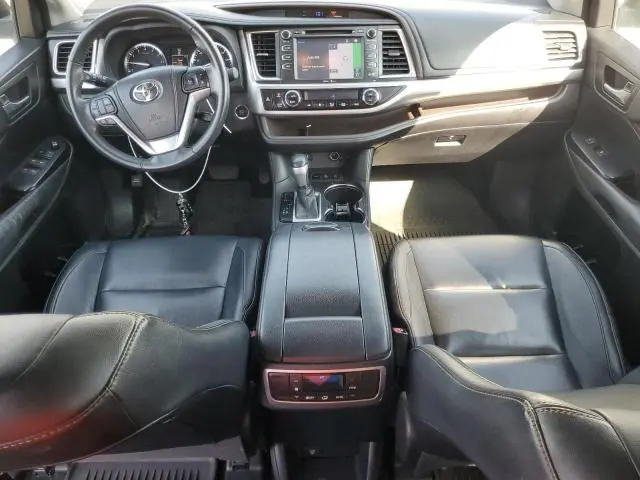 2014 TOYOTA HIGHLANDER XLE  