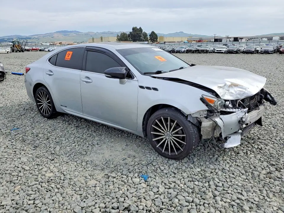 2014 LEXUS ES 300H BASE  