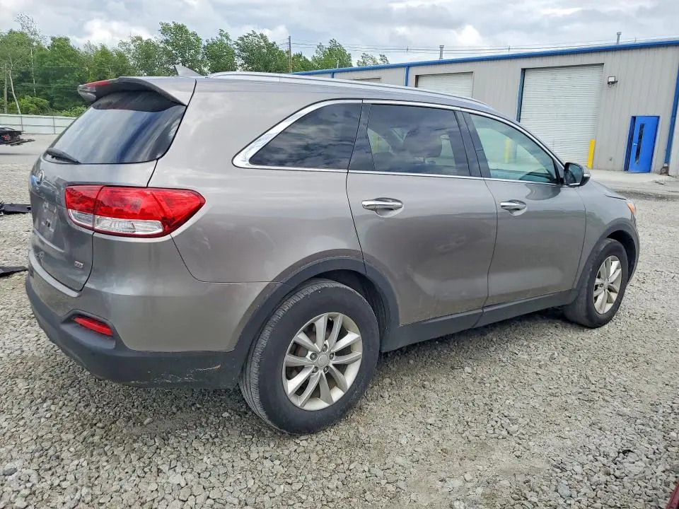 2018 KIA SORENTO LX  