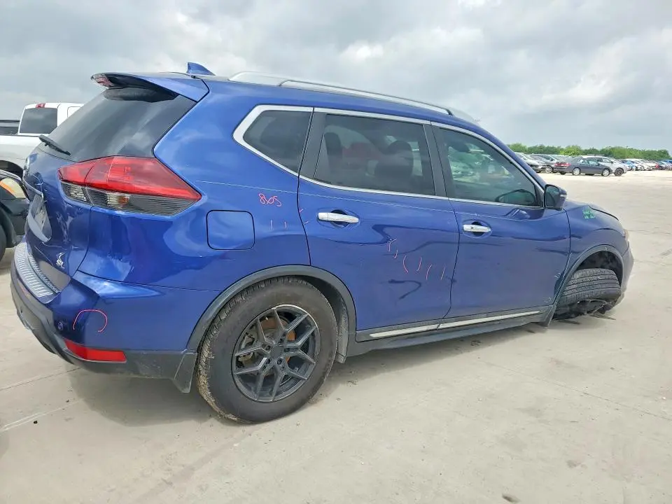 2019 NISSAN ROGUE SL  