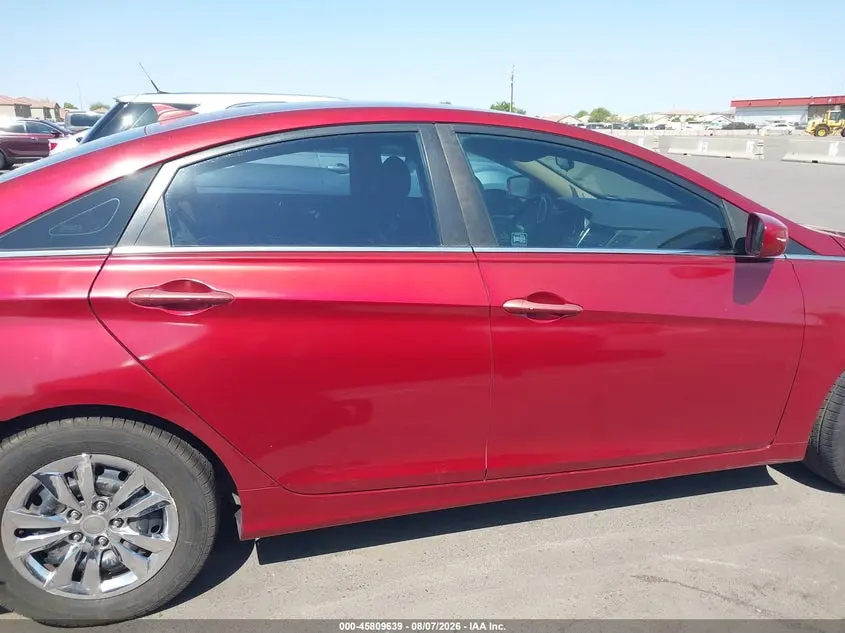 2012 HYUNDAI SONATA GLS