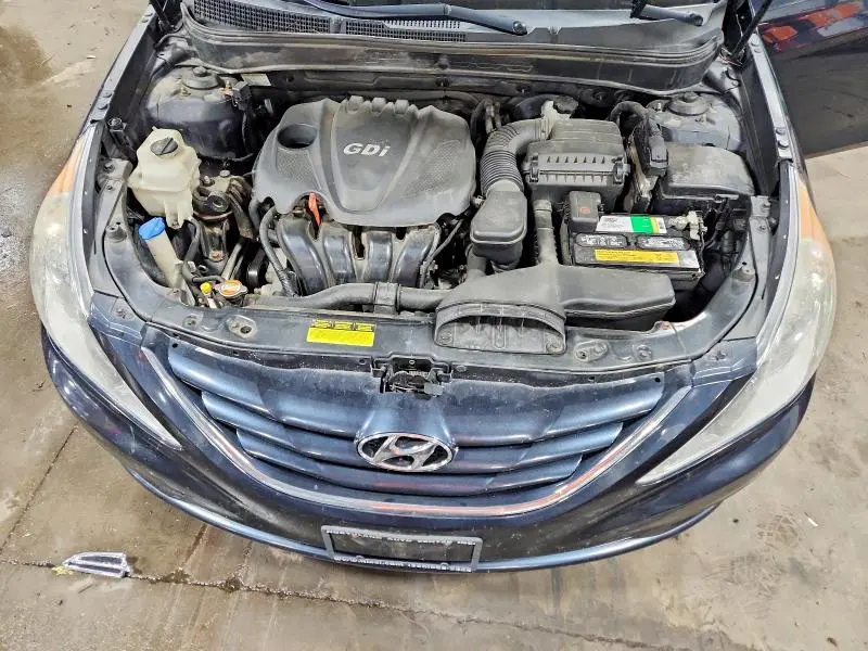 2011 HYUNDAI SONATA GLS  