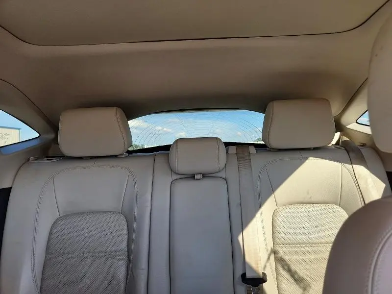 2019 JAGUAR E-PACE SE  