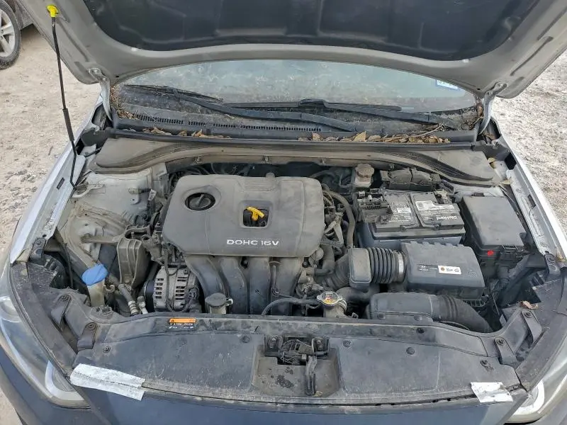 2018 HYUNDAI ELANTRA SE  