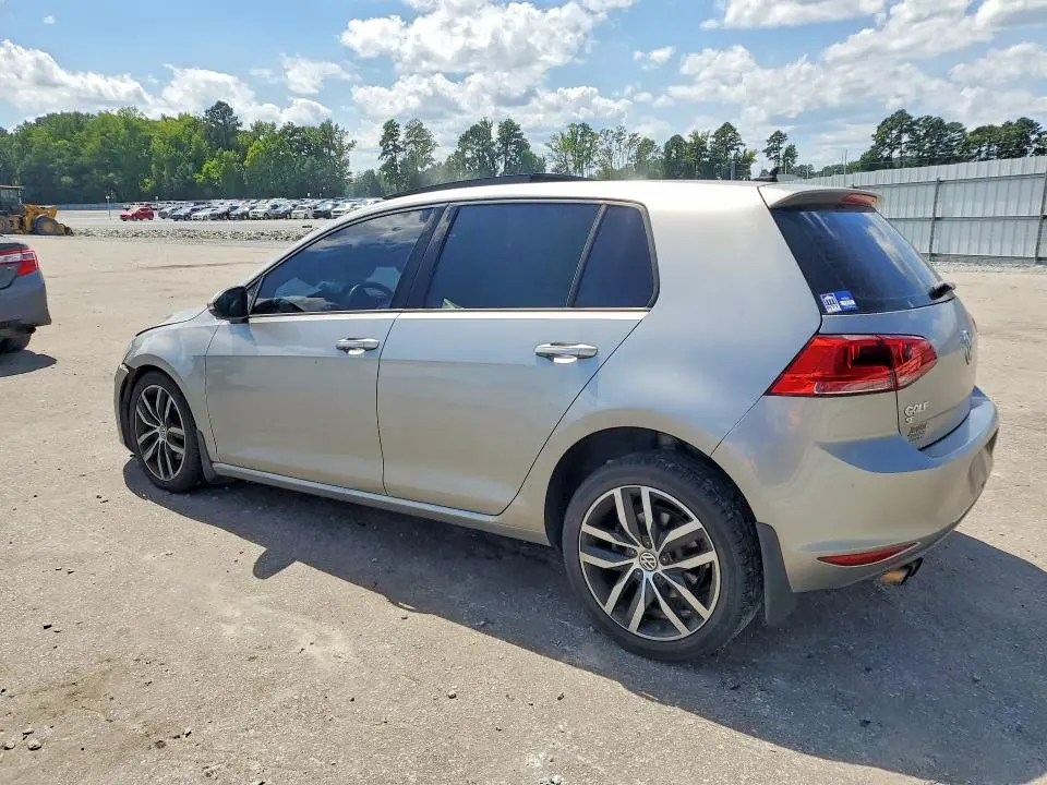 2016 VOLKSWAGEN GOLF S/SE  