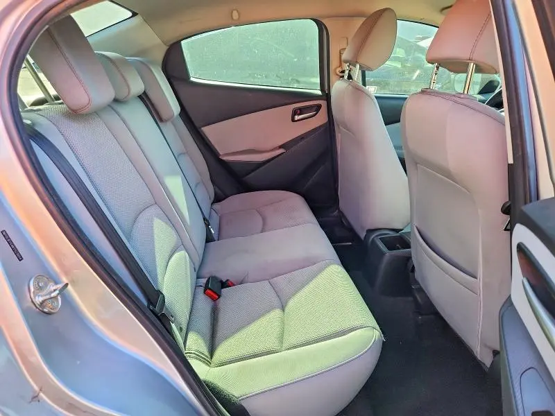 2019 TOYOTA YARIS LE  