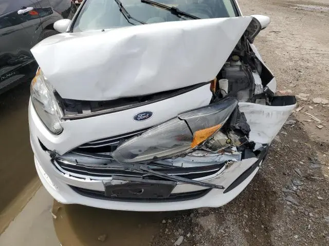 2016 FORD FIESTA SE  