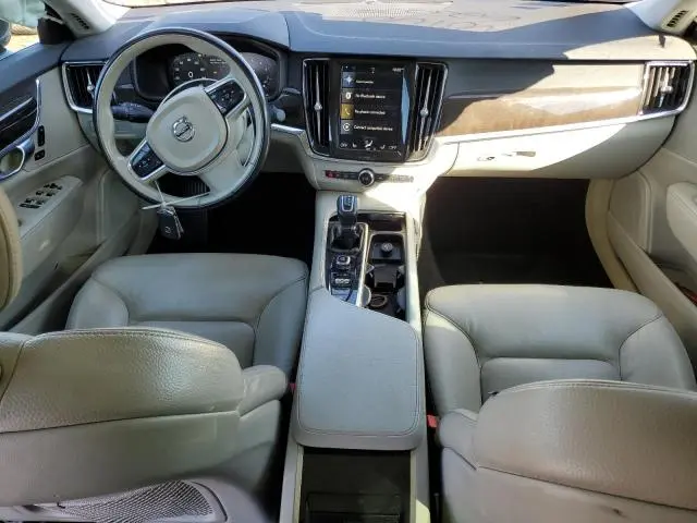 2018 VOLVO S90 T5 MOMENTUM  