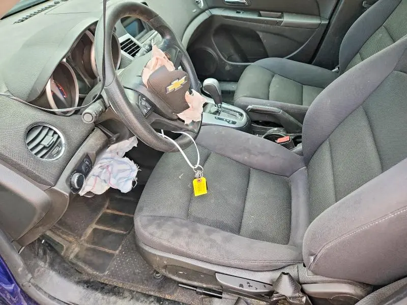 2013 CHEVROLET CRUZE LT  