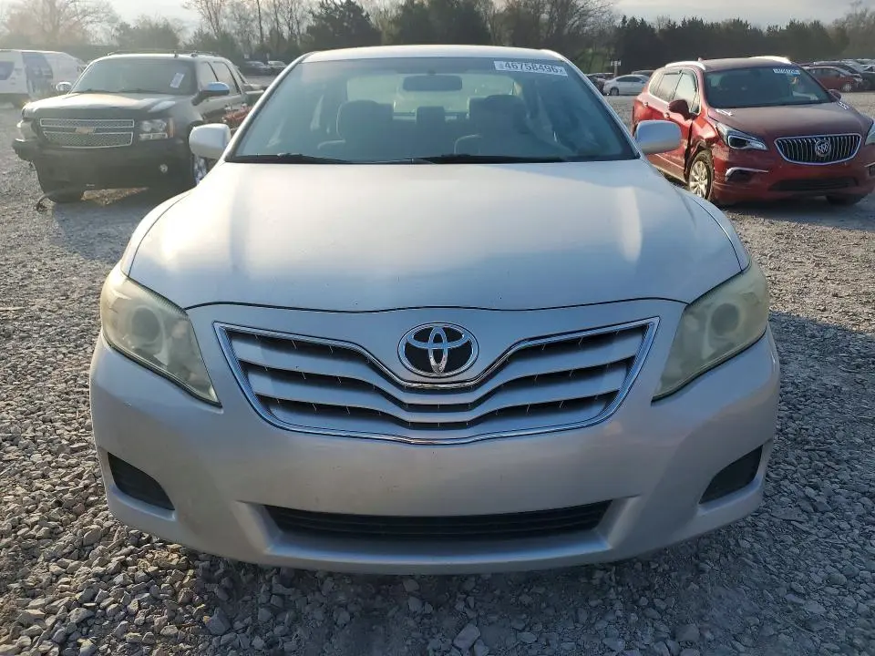 2011 TOYOTA CAMRY LE  