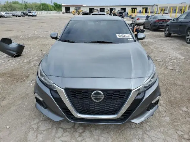 2021 NISSAN ALTIMA SV  